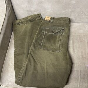 Hollister olive green pants size 30x32 NEW